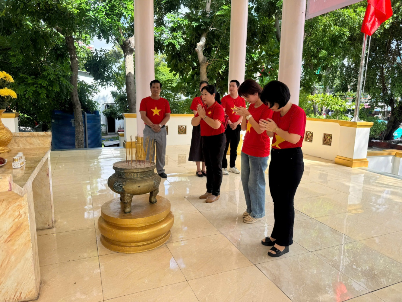 Nhấn vào ảnh để phóng to